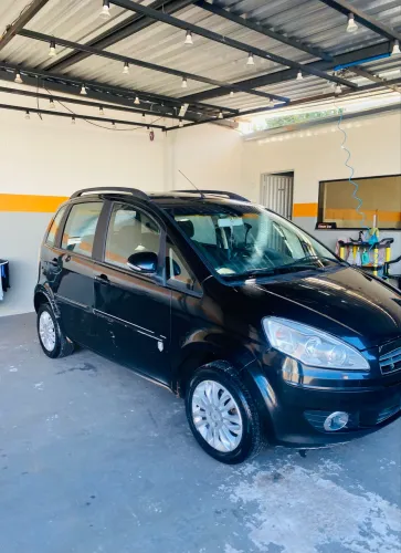 Fiat Idea Attractive 1.4 Fire Flex 8V 5P 2012