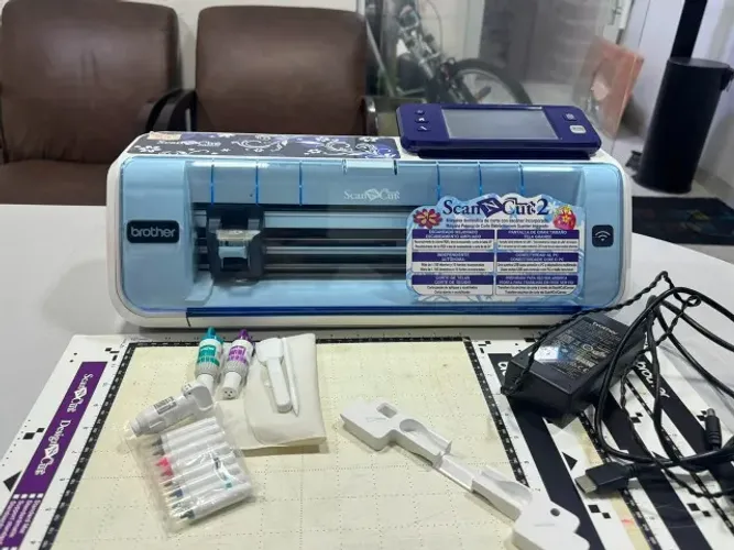 Máquina de Corte Brother ScanNCut CM600
