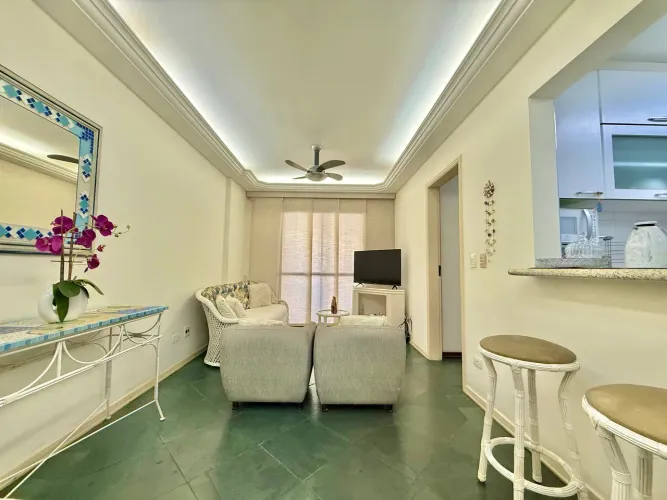 Apartamento 2 dorm, 1 suite, 2 vagas , piscina, à venda, Pitangueiras, Guarujá, SP| QVISTA