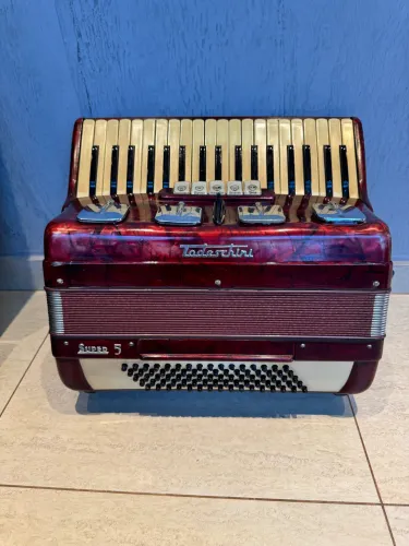 ACCORDEON TODESCHINI SUPER 5 ano 1960