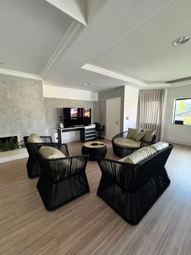 Casa para aluguel com 250 metros quadrados com 3 quartos em Arujá 5 - Arujá - SP