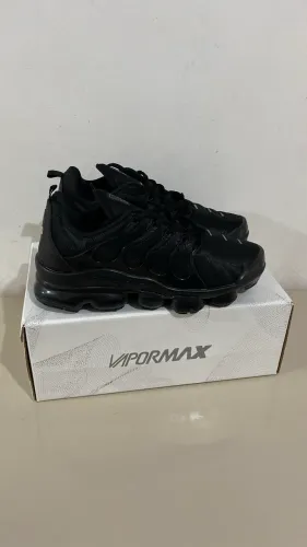 Tênis Nike VAPORMAX Triple Black NOVO