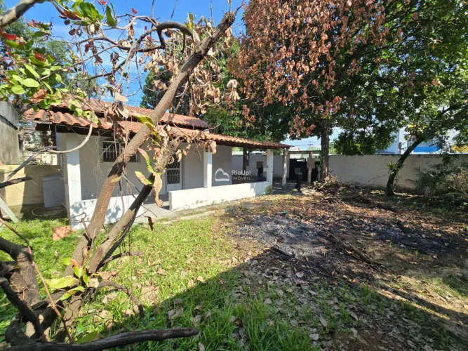 Casa Linear com quintal | 2 quartos | Ao Lado da Cachamorra e Iaraquã REF: 10162