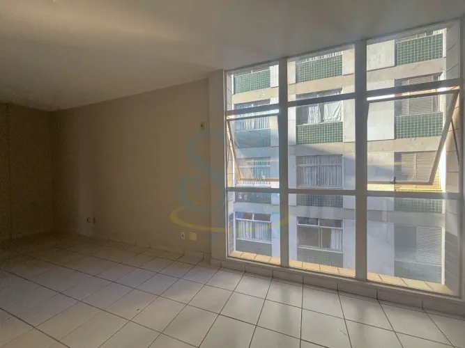 Sala Comercial à Venda no Gutierrez, Belo Horizonte-MG: 1 Sala, 1 Banheiro, 42,60m² de Áre