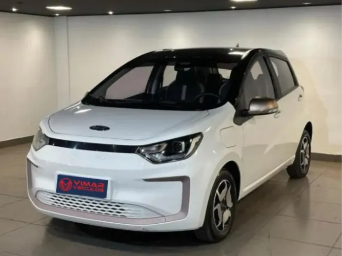 JAC E-JS4 150cv 5P Aut. (elétrico) 2023