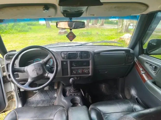 Chevrolet S10 Pick-up Exec. 2.8 4X4 CD TB Int.dies 2010