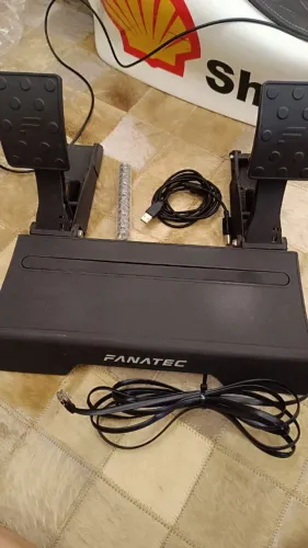 Pedais Fanatec Csl Elite V2 2p Usb Pc Ps5 Xbox Plug&play