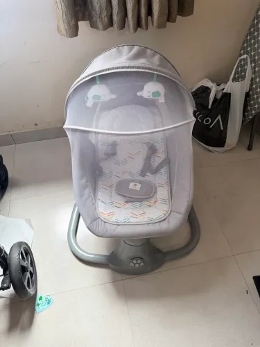 Cadeira de balanço infantil