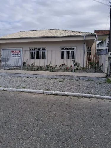 Casa espaçosa e aconchegante na praia do sonho.