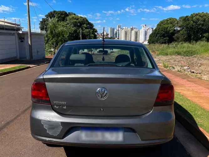 Volkswagen Voyage 1.0/1.0 City MI Total Flex 8V 4P 2012