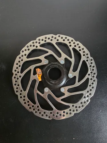 Disco Rotor Shimano SM-RT30-M 180mm Centerlock - Novo c/ Lockring