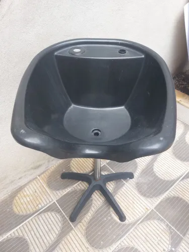 Lavatório de Cabelo simples - Para desocupar espaço