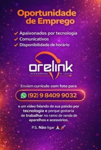 Vendedora em loja de celular