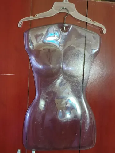 33 EXPOSITOR CABIDE CORPO PLÁSTICO 