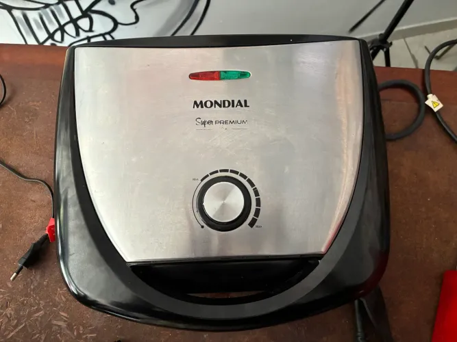 uma Mondial Grill G-09 Super Premium, 1700W, 127V