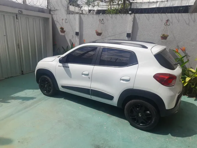 Renault Kwid Outsider 1.0 Flex 12V 5P Mec. 2020