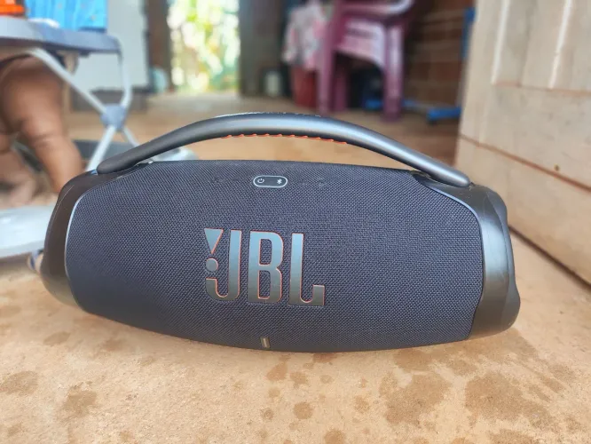 Vende-se está bomboox