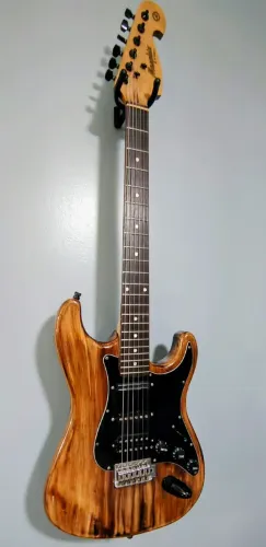 Guitarra Stratocaster Memphis by Tagima Customizada - de colecionador!