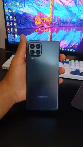 Samsung M53 - Usado