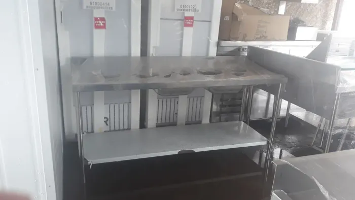 Mesa Aço Inox 430 c 02 cubas 01 paneleiro sapatas Niveladoras 1880X700X900mm JC INOX