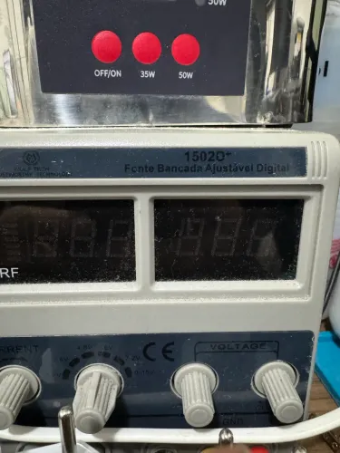 Fonte de bancada 15V 2A