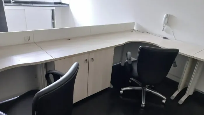 Escritório 60m2 no Palmares, esquina av. José Cleto, conj. 02 salas montado