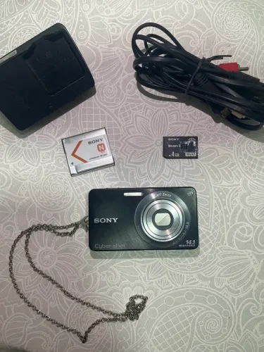 Câmera fotográfica Cyber-shot 14.1mp dsc-w350