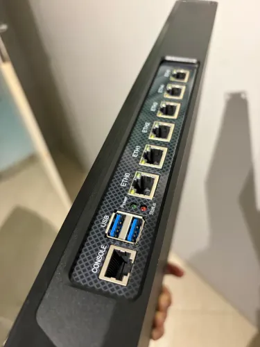 Firewall Appliance Vitrea N5105 - 16GB RAM - SSD 256GB - 6 Portas LAN 2.5GbE
