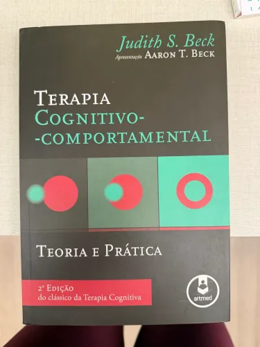 Livro Terapia Cognitivo Comportamental