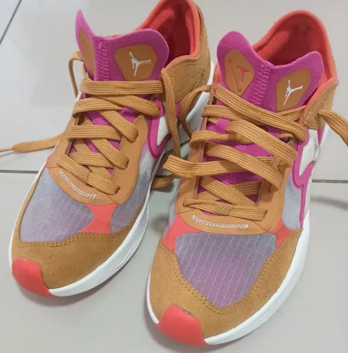 Tênis Nike feminino Jordan