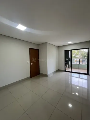 Apartamento com 03 dormitórios - Zona 01