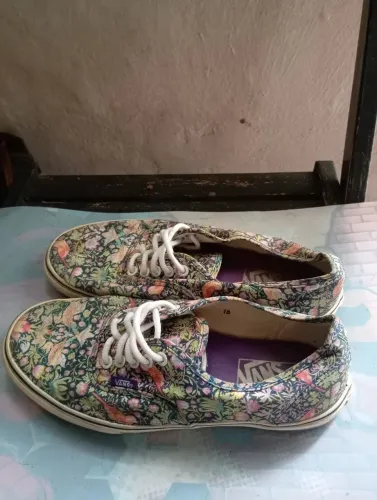 Tênis vans floral original Tam 37