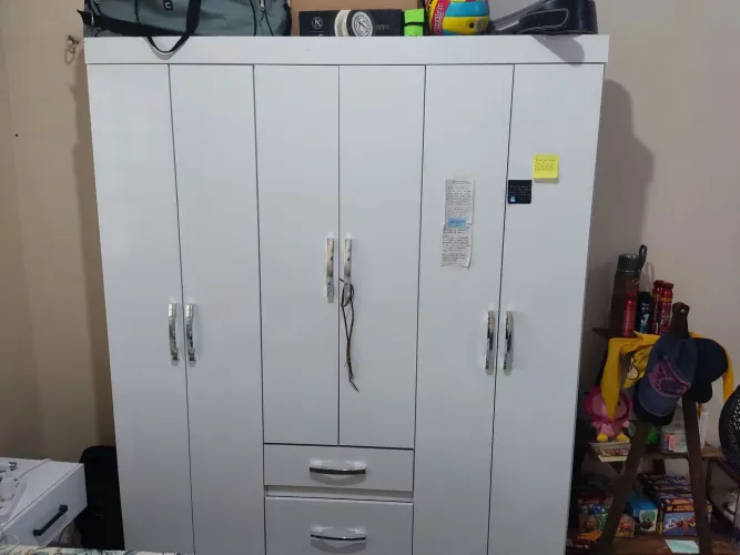 Guarda Roupa soltero 6 portas 2 gavetas