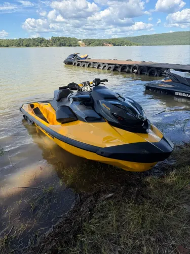JET SKI RXP X RS 300