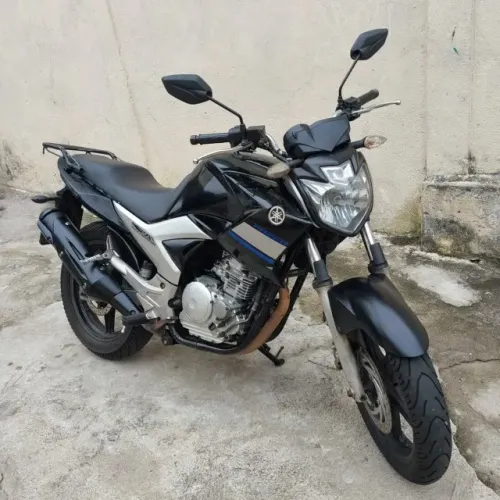 Yamaha Moto Yamaha YS 250 Fazer 2011