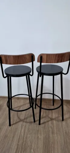 Banqueta alta 