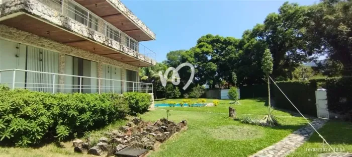 Casa Duplex Exclusiva no Itanhangá: 4 Suítes, Vista Montanha e Lazer Privativo!