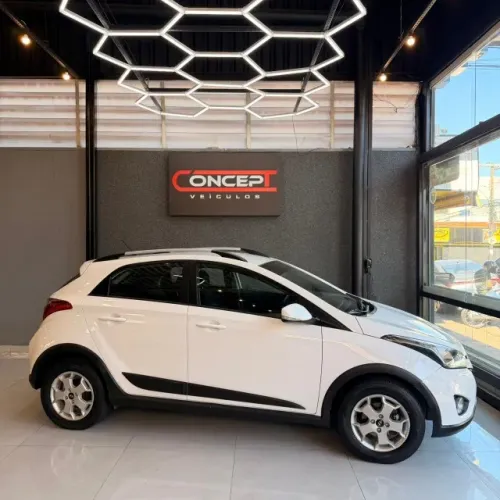 Hyundai HB20X Style 1.6 Flex 16V Aut. 2014