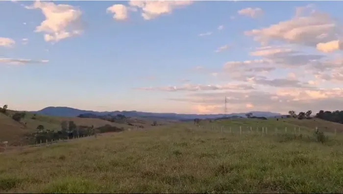 Linda chácara em Piranguinho MG