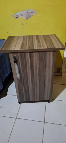 Armário c chave c roldanas de silicone