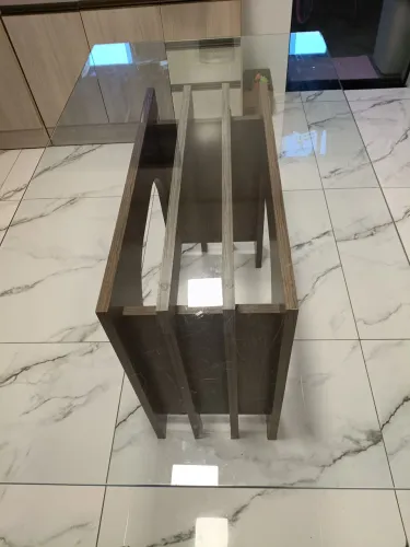 Mesa de Jantar para 6 Lugares - R$ 600
