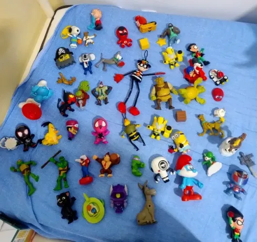Brinquedos do McDonald's 52 bonecos - R$ 50 cada