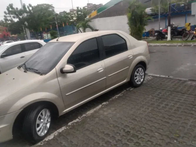 Renault Logan Expres./exp. UP Hi-flex 1.0 16V 4P 2013