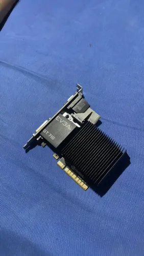 Placa de vídeo Gt 710