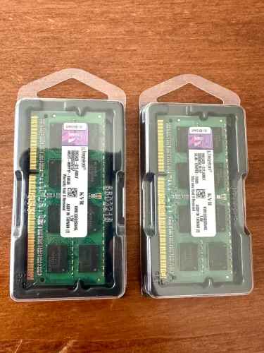 8Gb, 2x Memórias RAM DDR3 Kingston com 4GB cada x2=8Gb 1600MHz p/ Notebook e MacBook