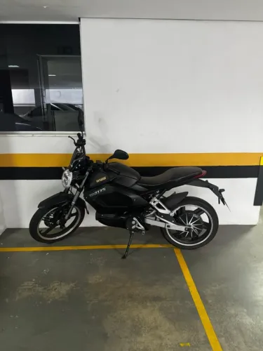 Moto Elétrica W125 2022/22 - Baixa Km - Econômica - Excelente estado