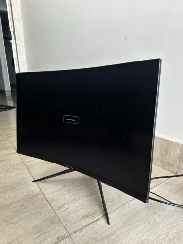 Monitor Curvo 240hz - 27 Polegadas