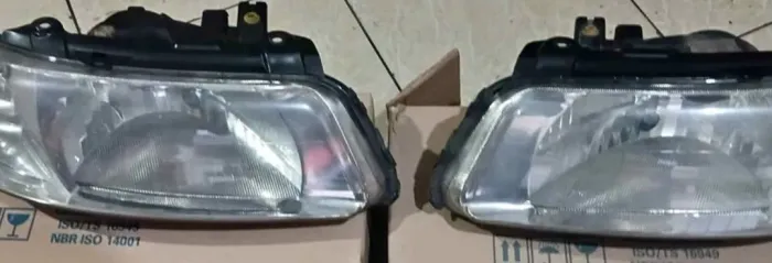 Vendo farol gol g3 em bom estado de conservação