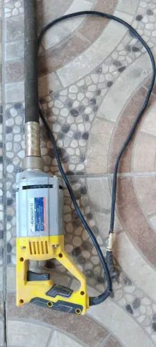 Vendo vibrador de concreto 