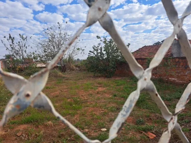 Terreno A Venda Em Marília - Sp